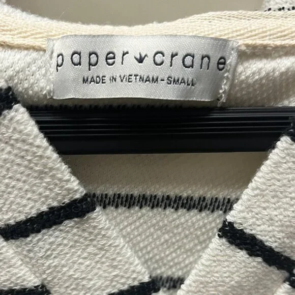 Paper Crane Hoodie Women’s Small White - Picture 3 of 4